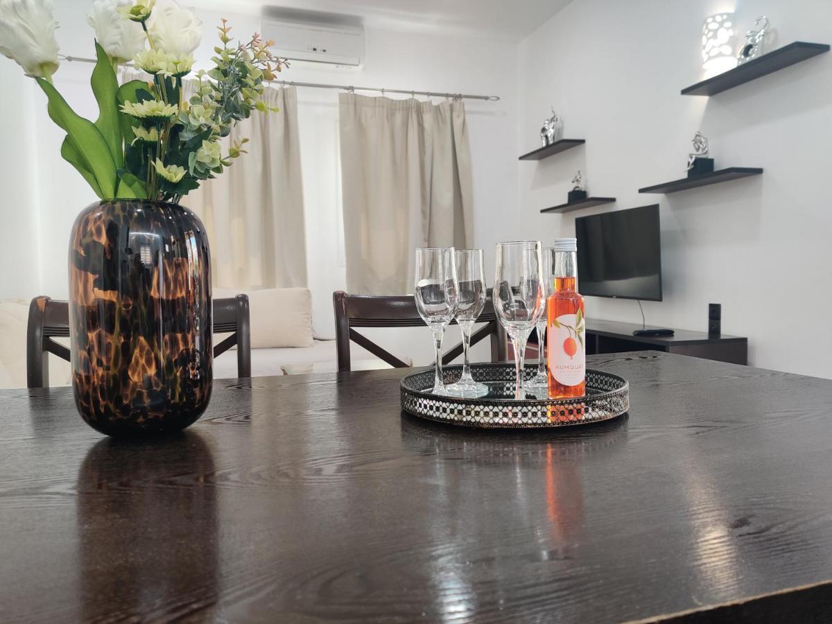 Victoria'S Suites Corfu 레프킴미 외부 사진